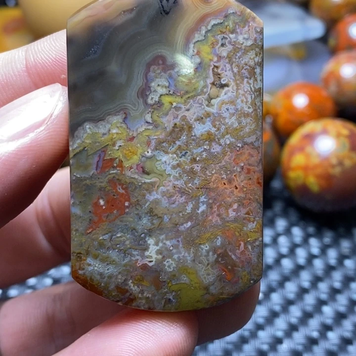 玛瑙/玉髓颈饰未镶嵌