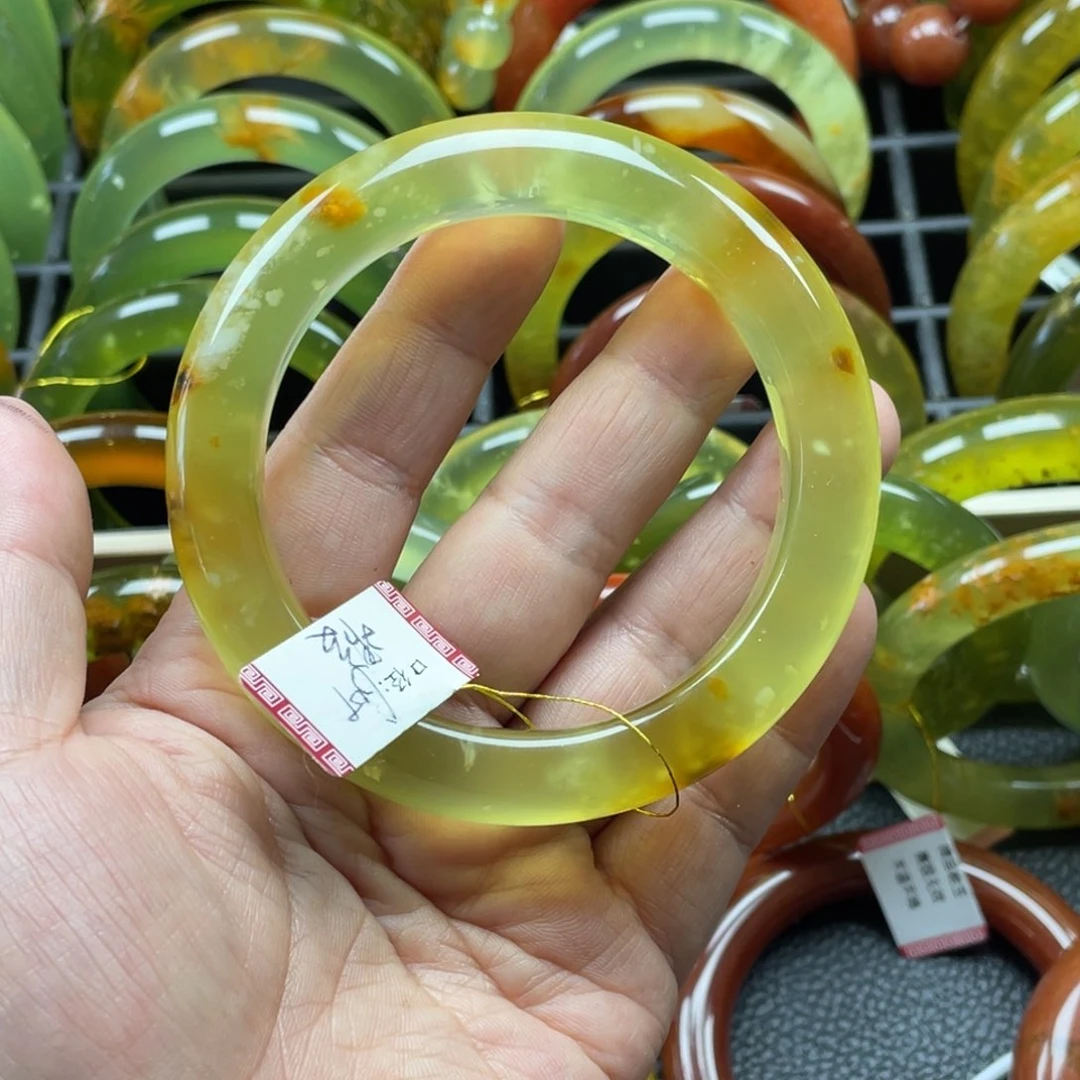 未镶嵌蛇纹石玉手镯有裂手镯特价不退不换