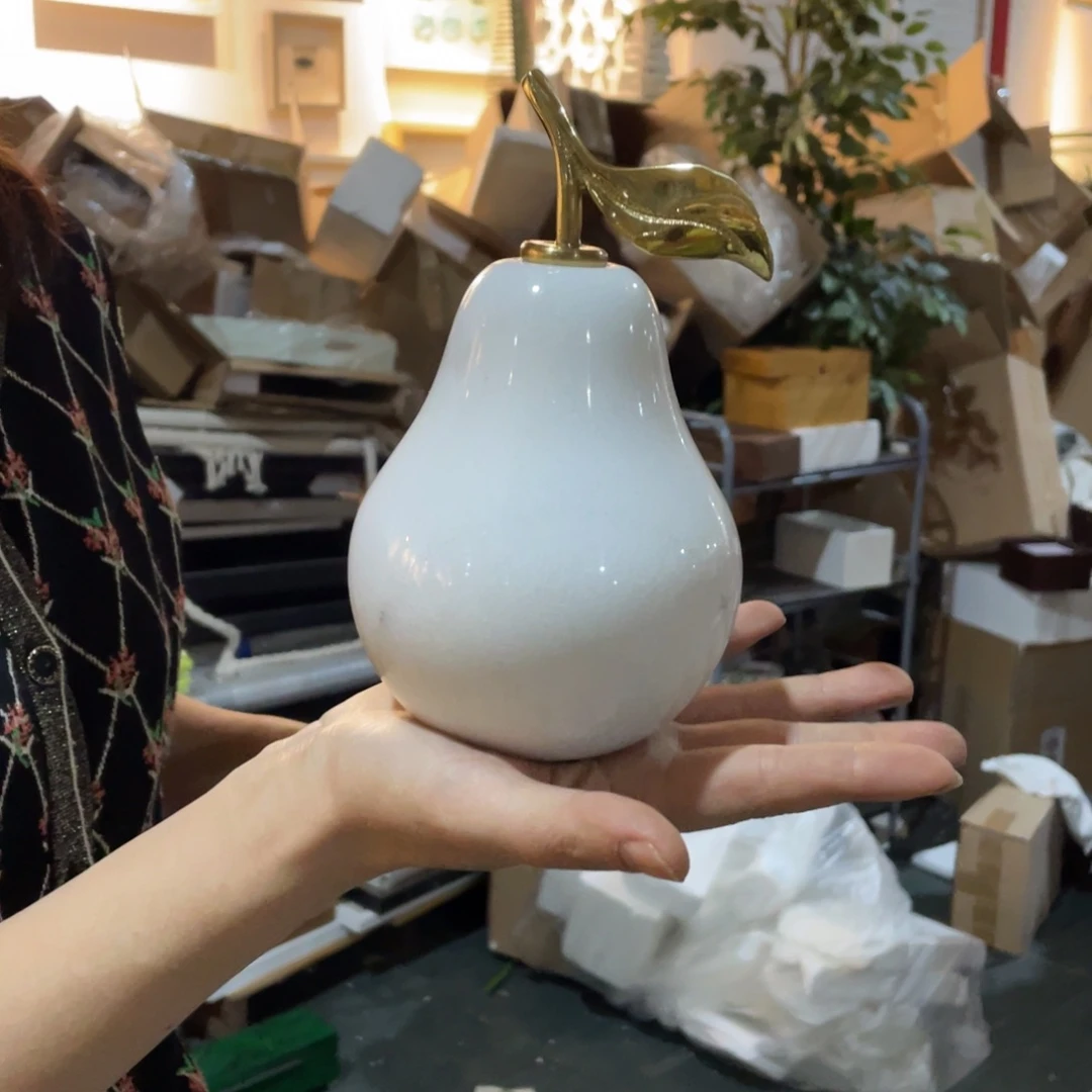 陶瓷花瓶，家居摆件。