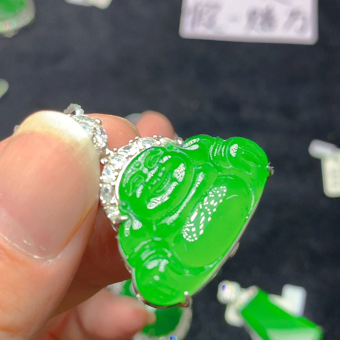 颈饰银S925镶嵌翡翠