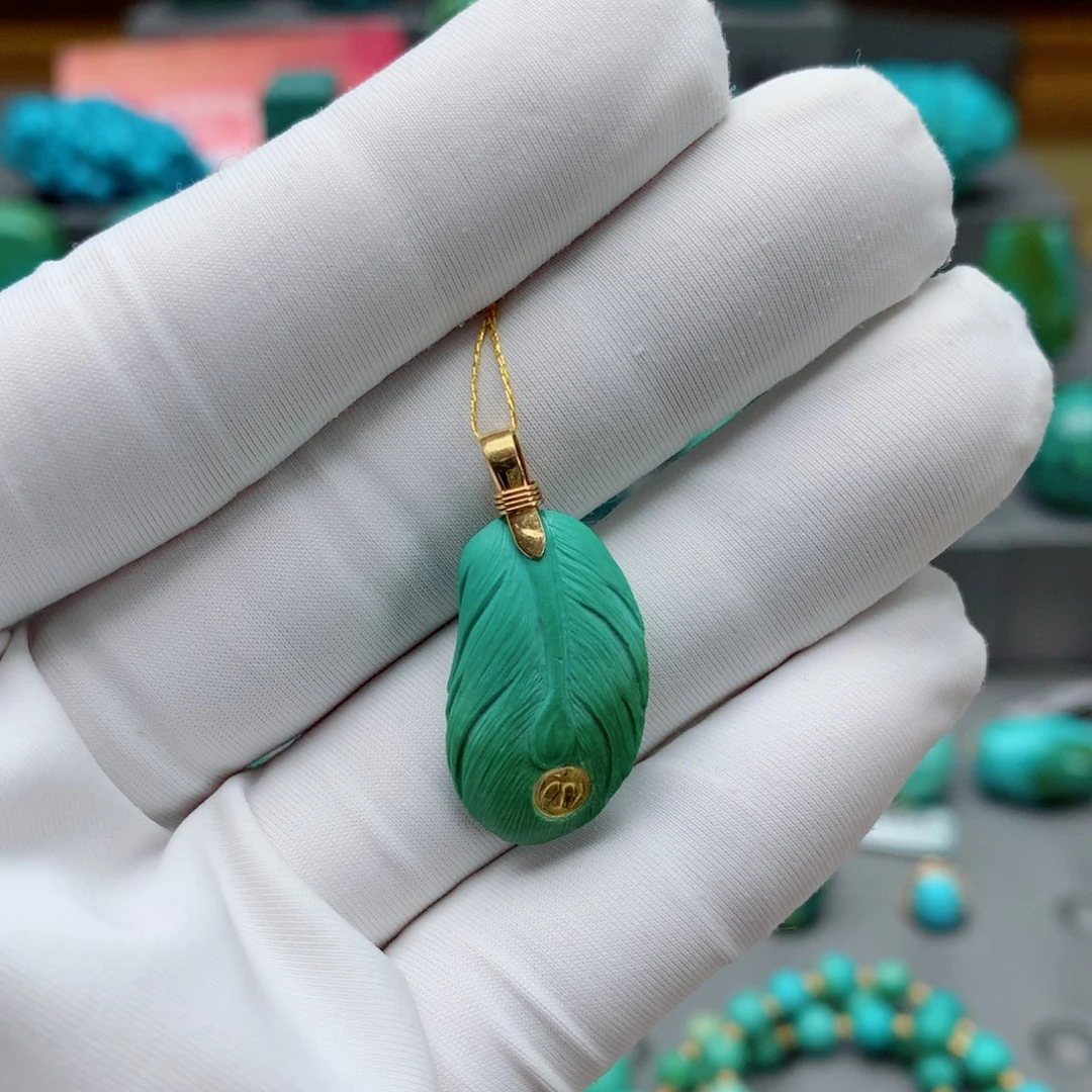 绿松石配饰未镶嵌