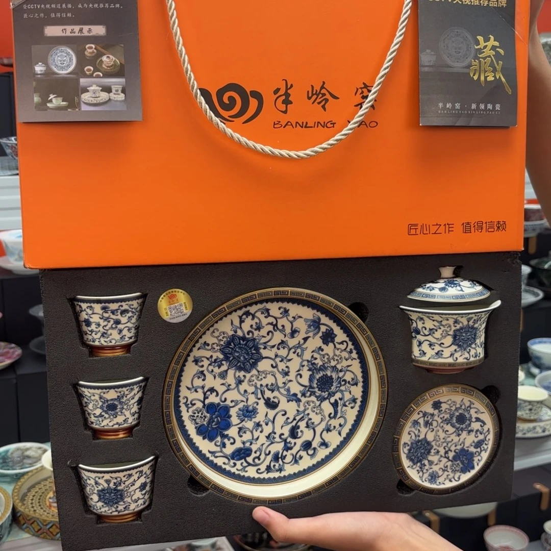 茶具也不用去店门口卖呢