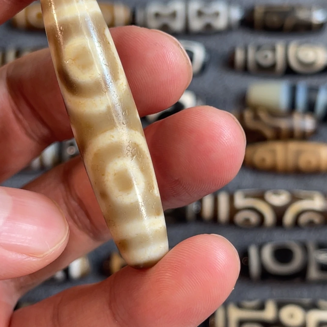 玻璃颈饰啊啊啊啊啊