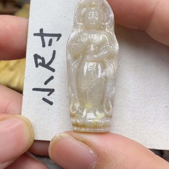 硅化珊瑚（珊瑚玉）未镶嵌颈饰