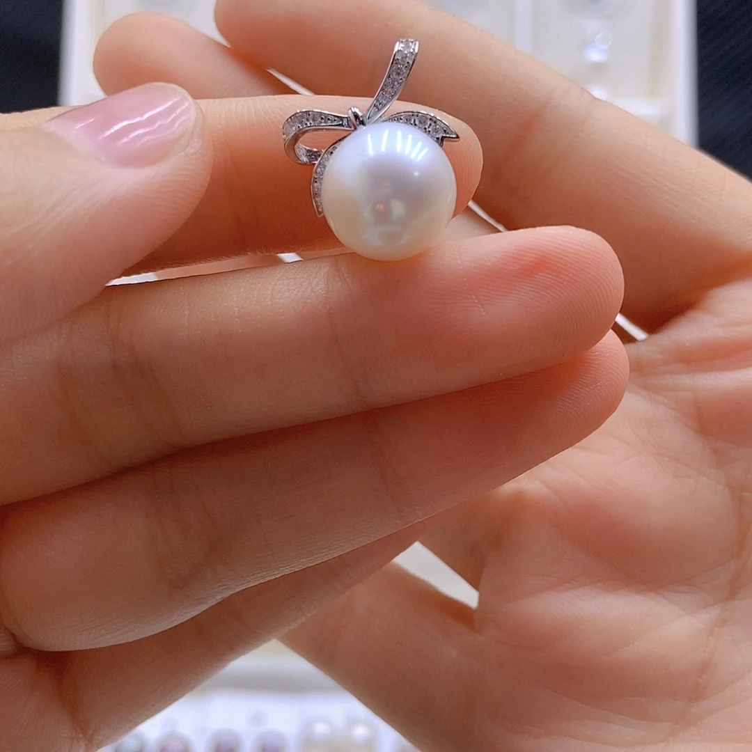 淡水珍珠银S925镶嵌吊坠(不含链)