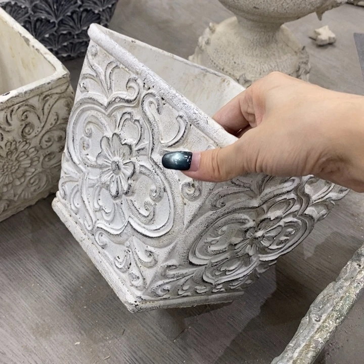 复古风格25880000000
