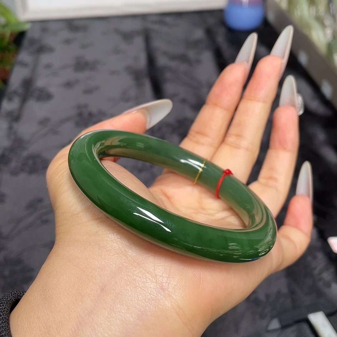 和田玉未镶嵌手镯58