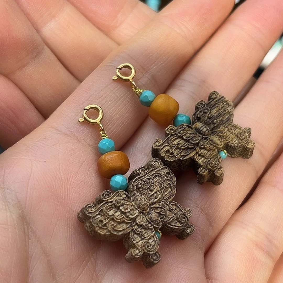 琥珀颈饰未镶嵌蜜蜡滴流多样发其一