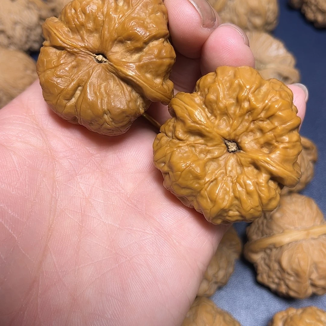 文玩核桃吊坠鱼*%哇哇哇