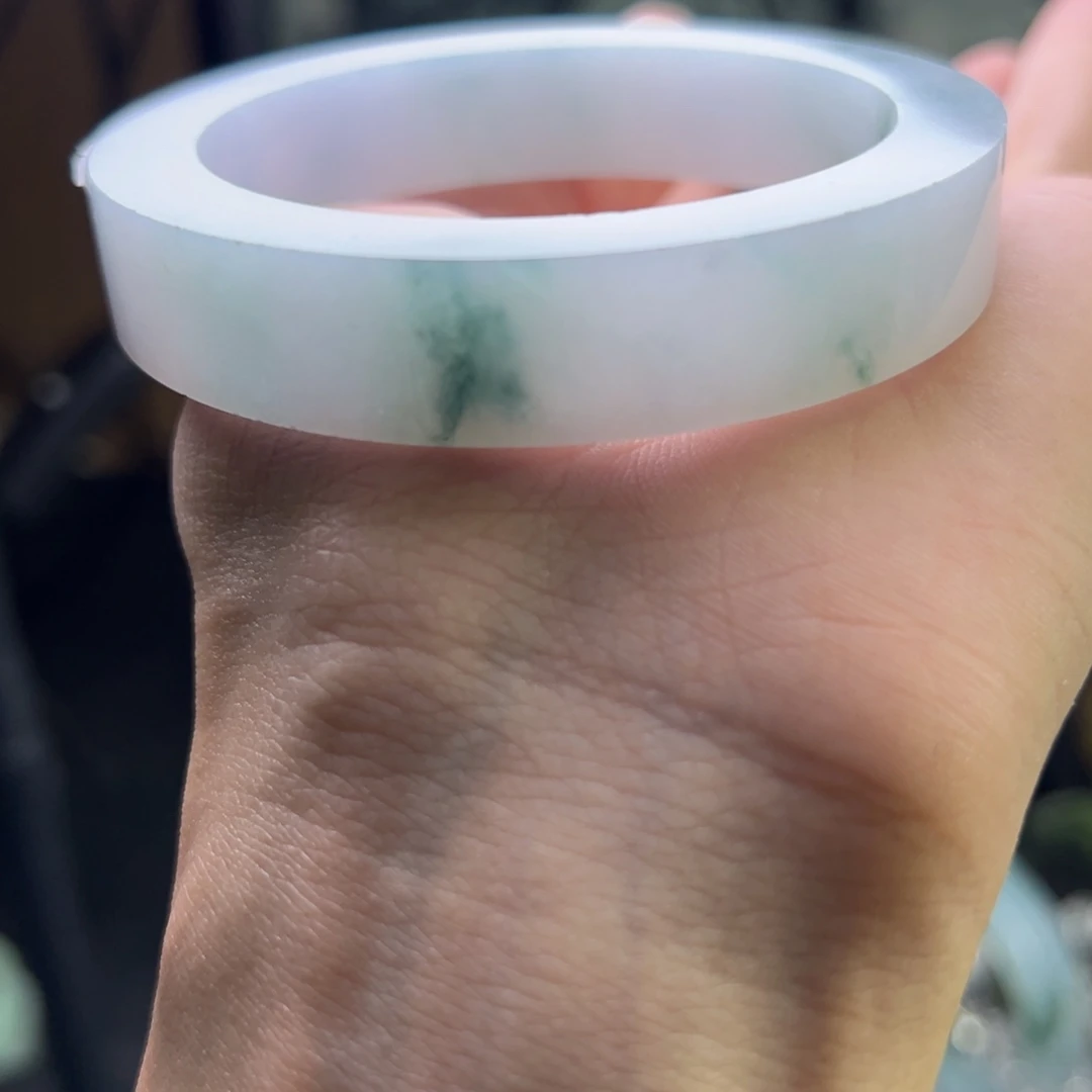 未镶嵌正圈定制翡翠飘花