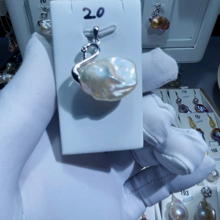 淡水珍珠吊坠(不含链)银S925镶嵌盛****汤