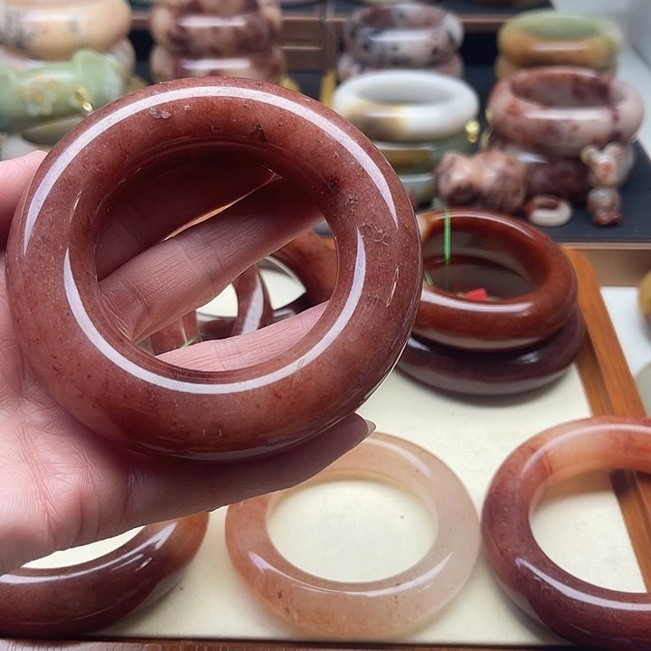 石英质玉合金手镯