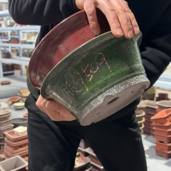 紫砂花盆曹*宜兴紫砂