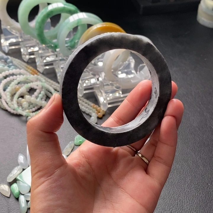 定制翡翠翡翠手镯未镶嵌翡翠手镯