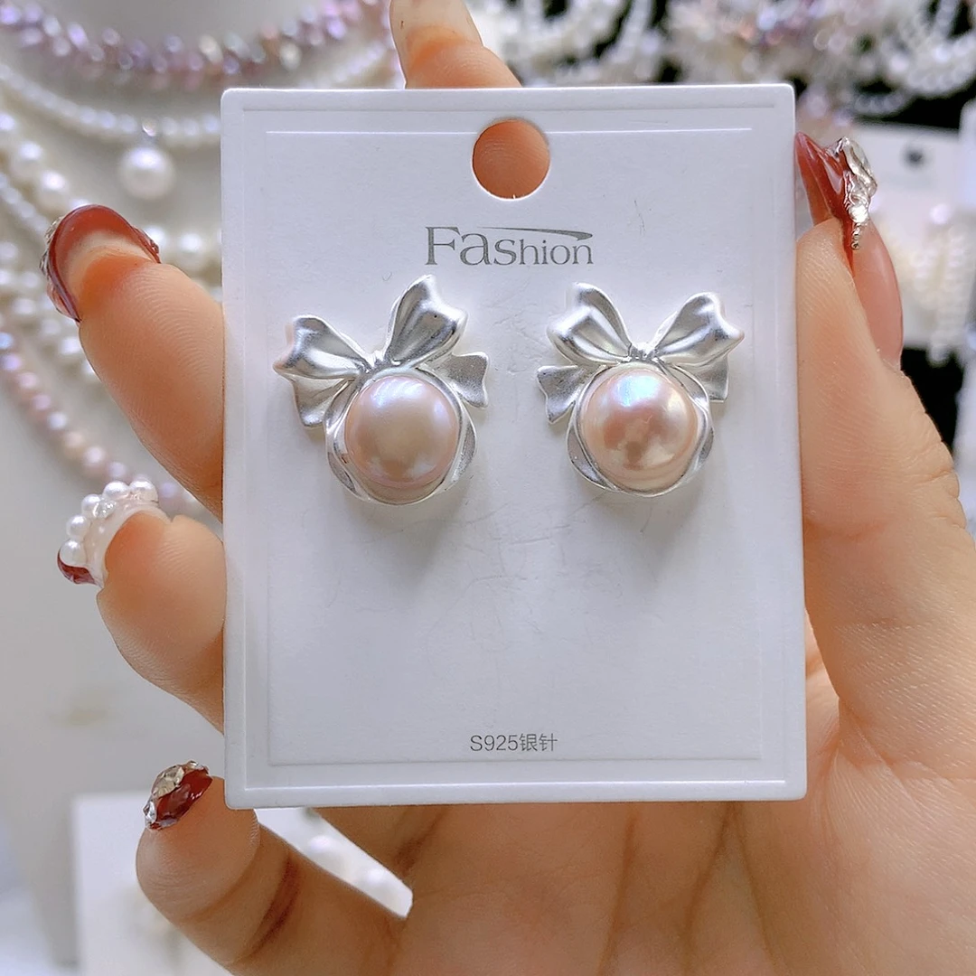 银S925镶嵌耳饰淡水珍珠