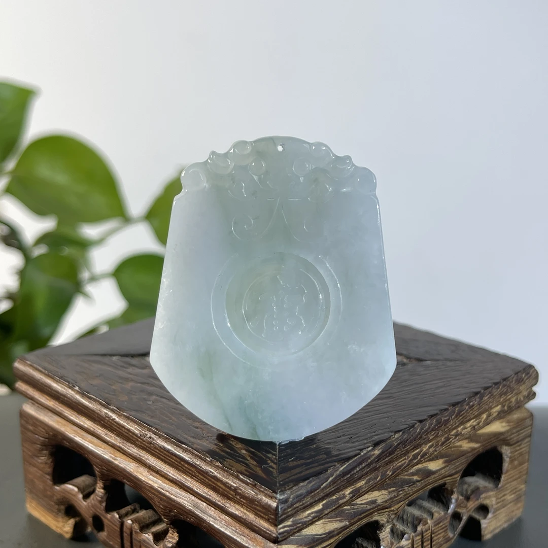 JSB27-73   天然缅甸翡翠A货  时来运转