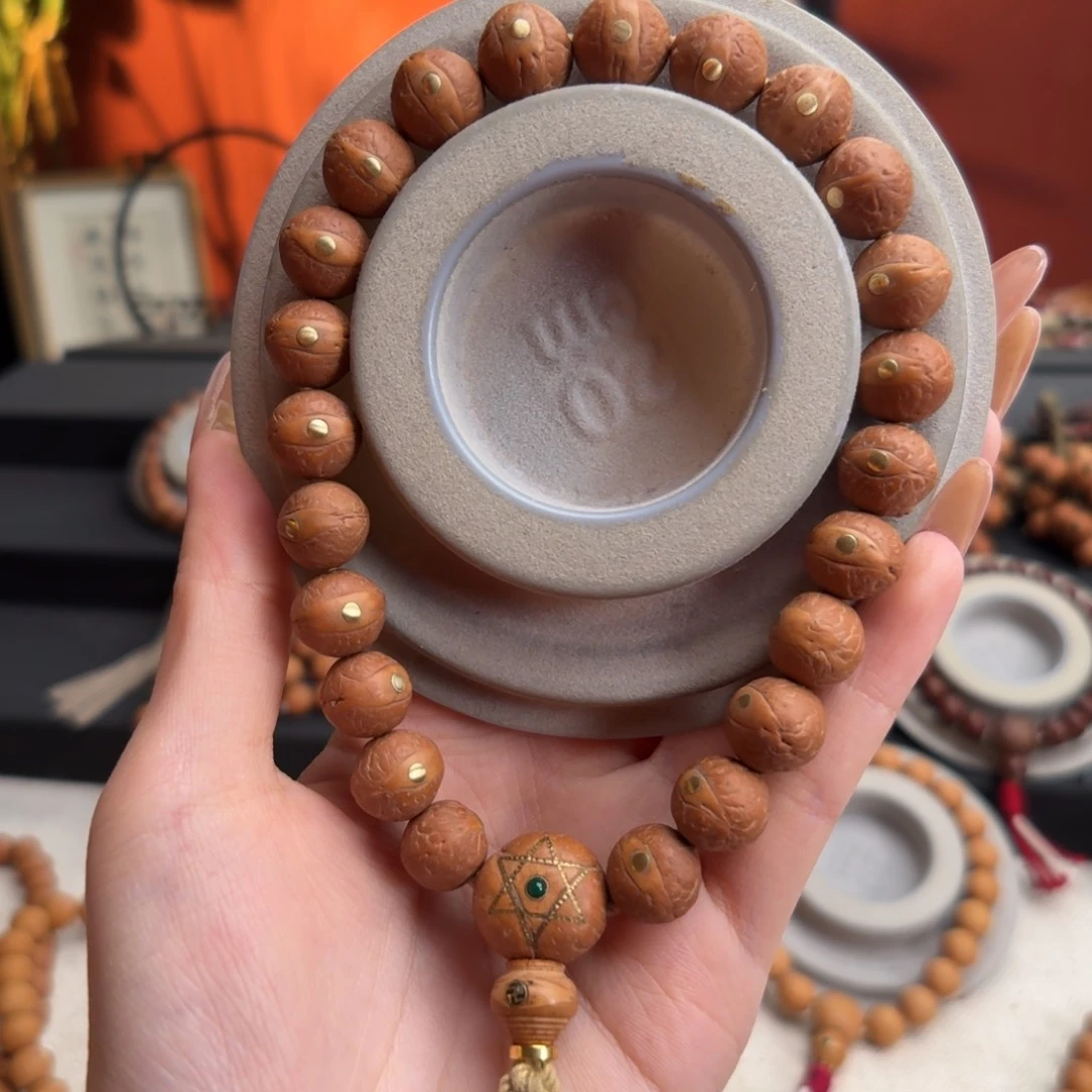 手串凤眼菩提12.5m m铁籽单圈铜钉