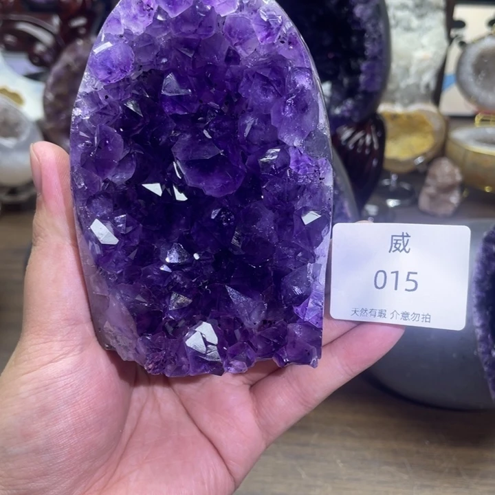 未镶嵌珠宝半成品水晶