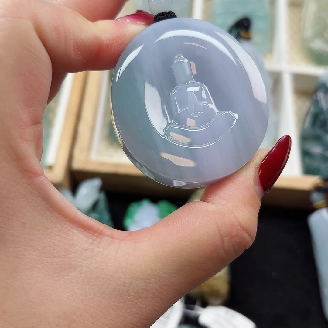 翡翠颈饰未镶嵌三*仔无相