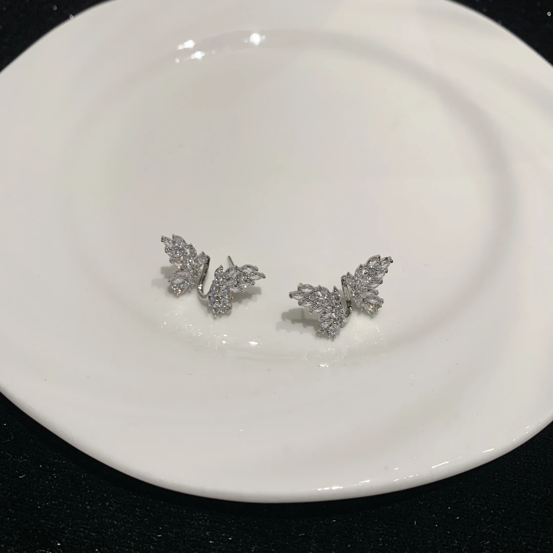 铜合金耳饰 Al6373轻奢蝴蝶耳环小众设计简约百搭高级感合金耳饰