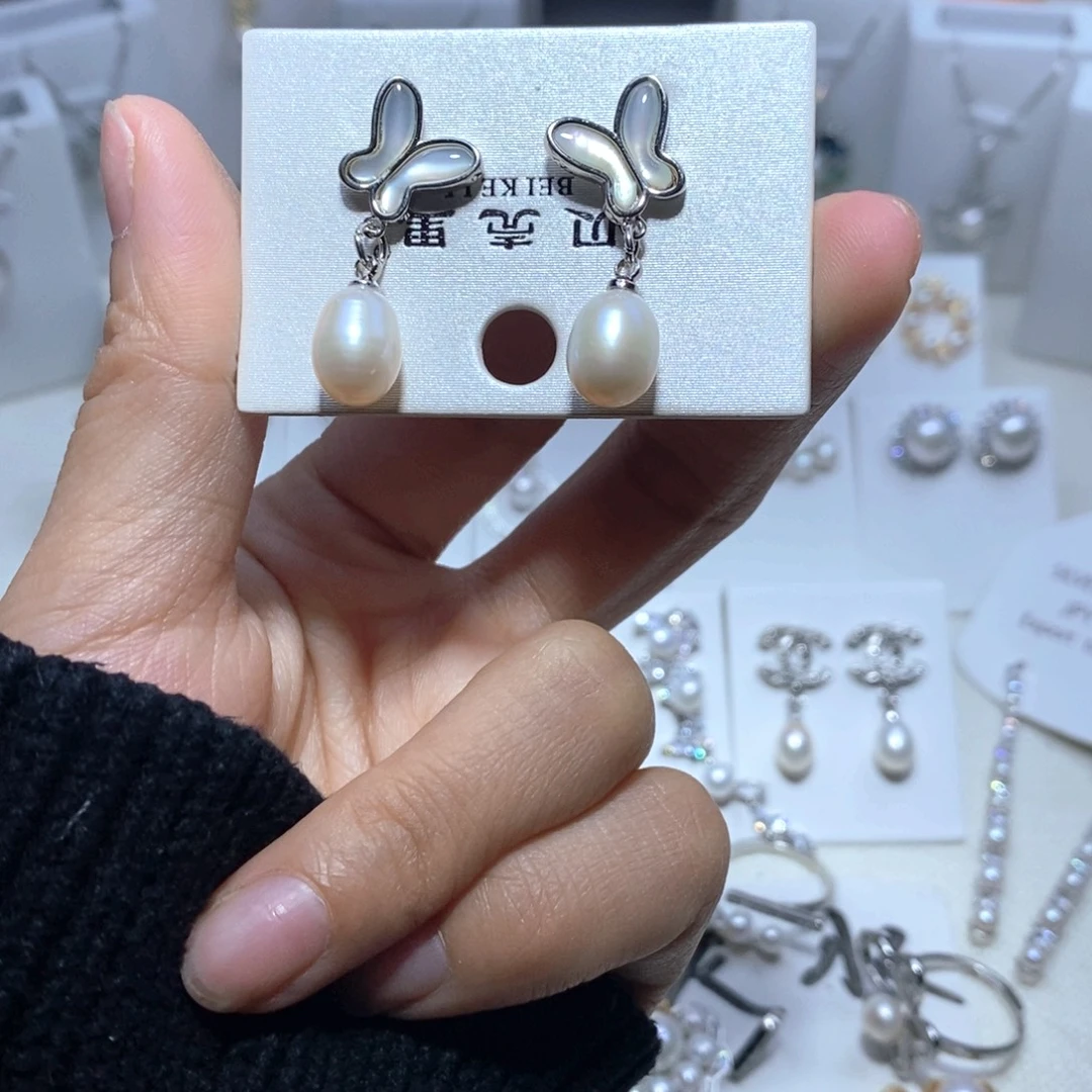 未镶嵌淡水珍珠耳饰