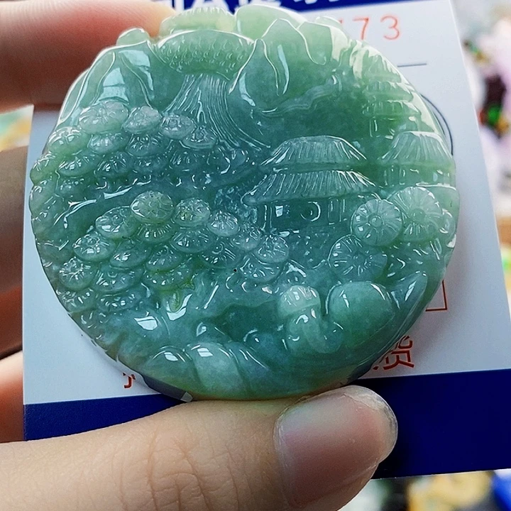 吊坠(不含链)未镶嵌翡翠