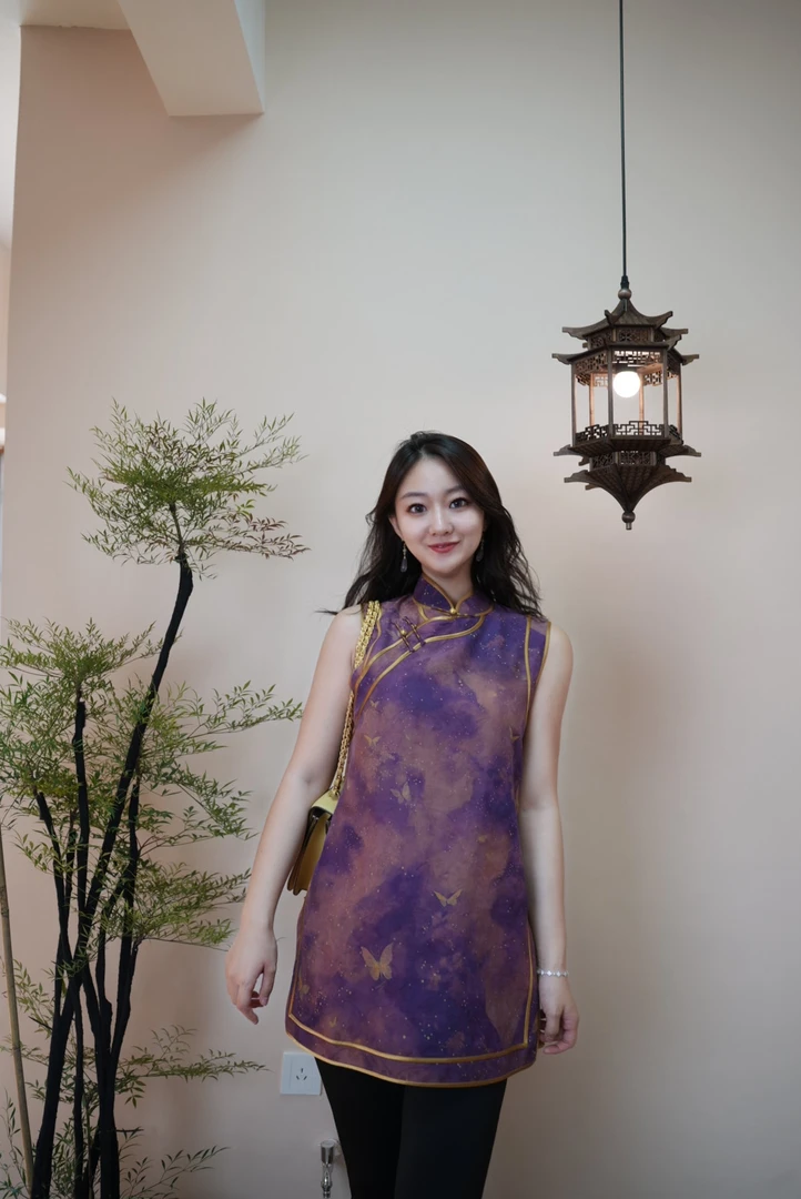 星空蝴蝶红云纱百搭款上衣