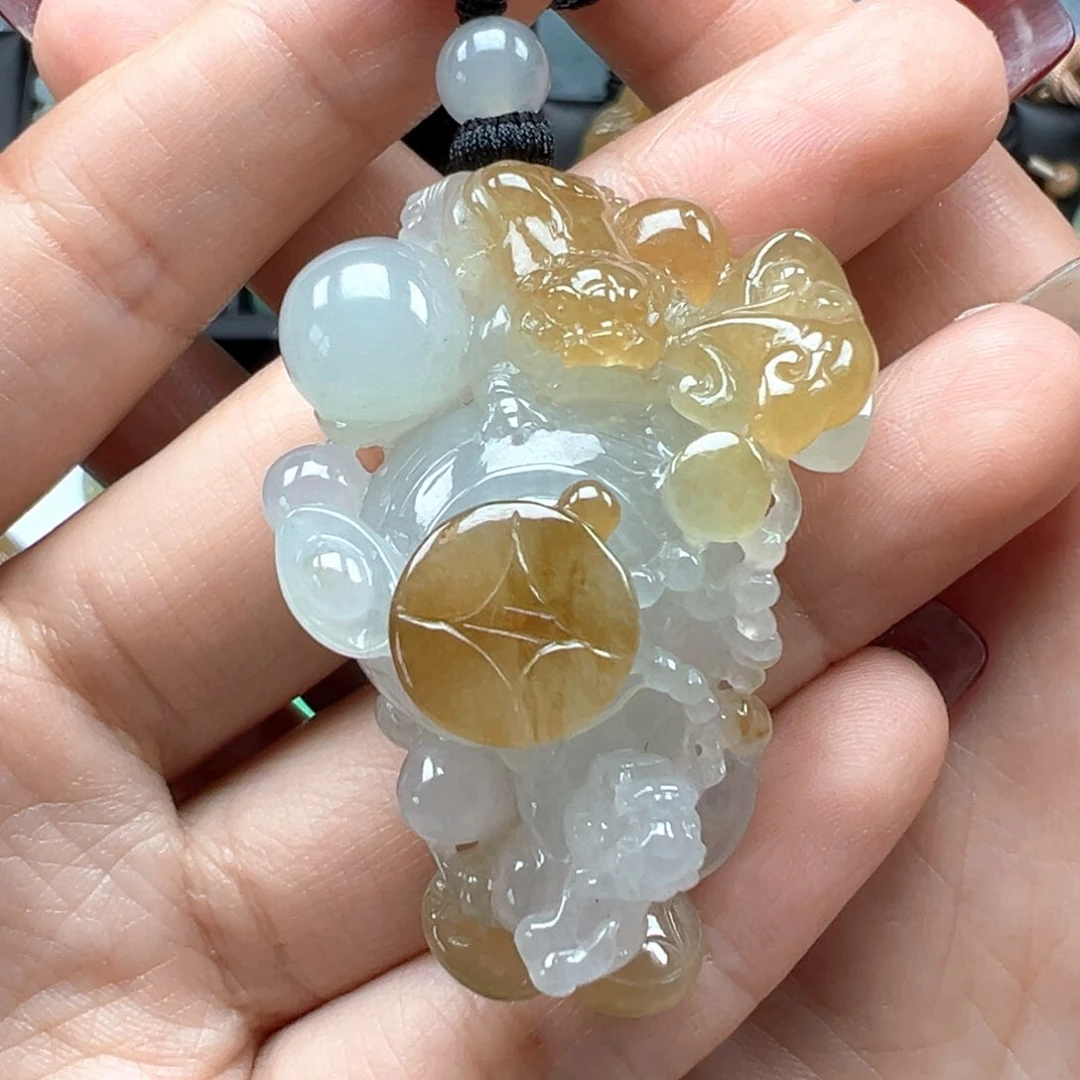 翡翠颈饰未镶嵌聚宝盆