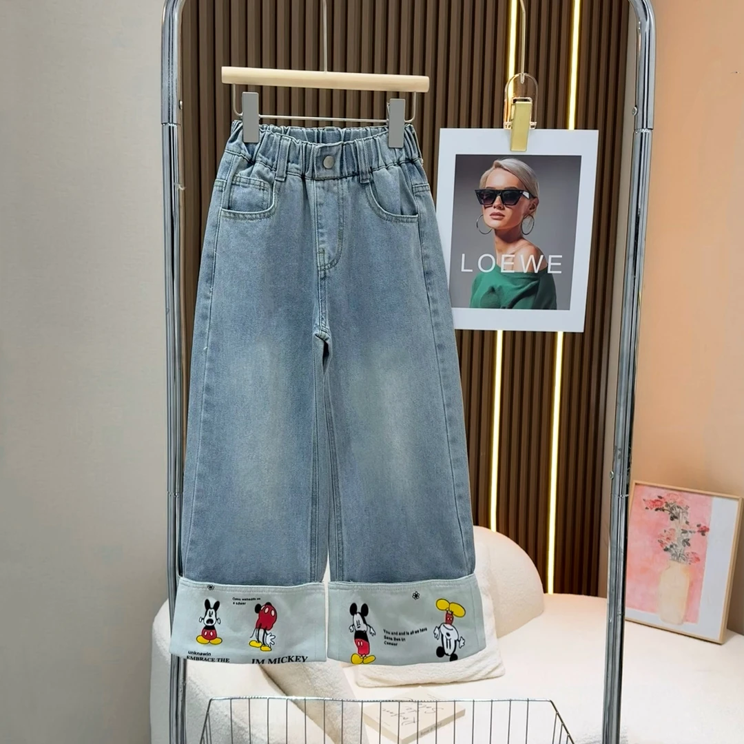 Q888春季女童浅色宽松潮流卡通阔腿裤