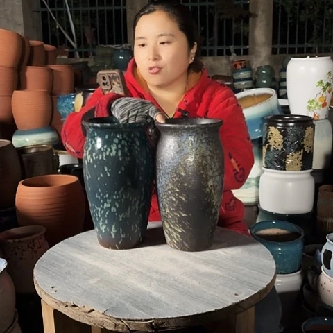 口14高26。 两个盆。