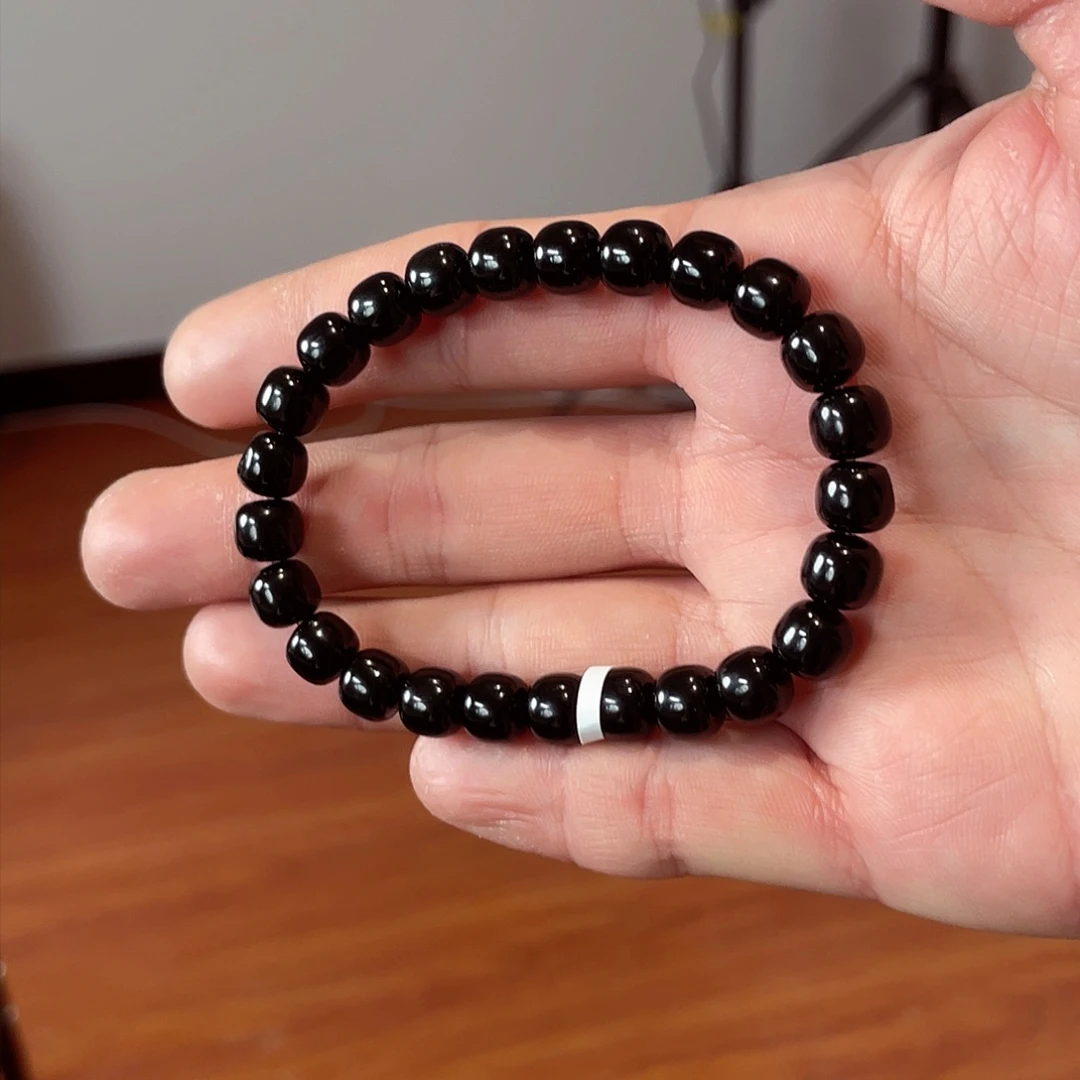 和田玉手串未镶嵌h****哦黑青7.8老型