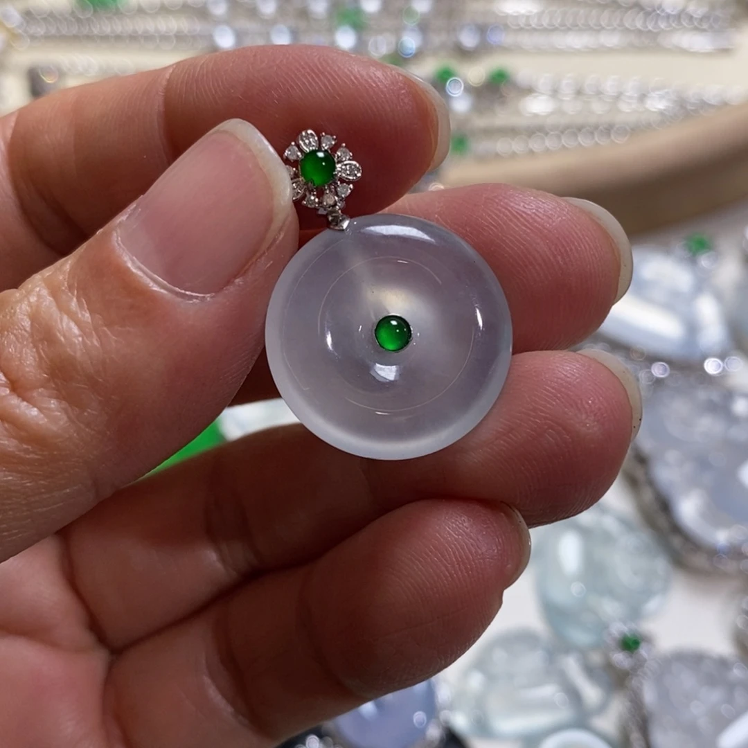 翡翠18K金镶嵌吊坠(不含链)平安扣