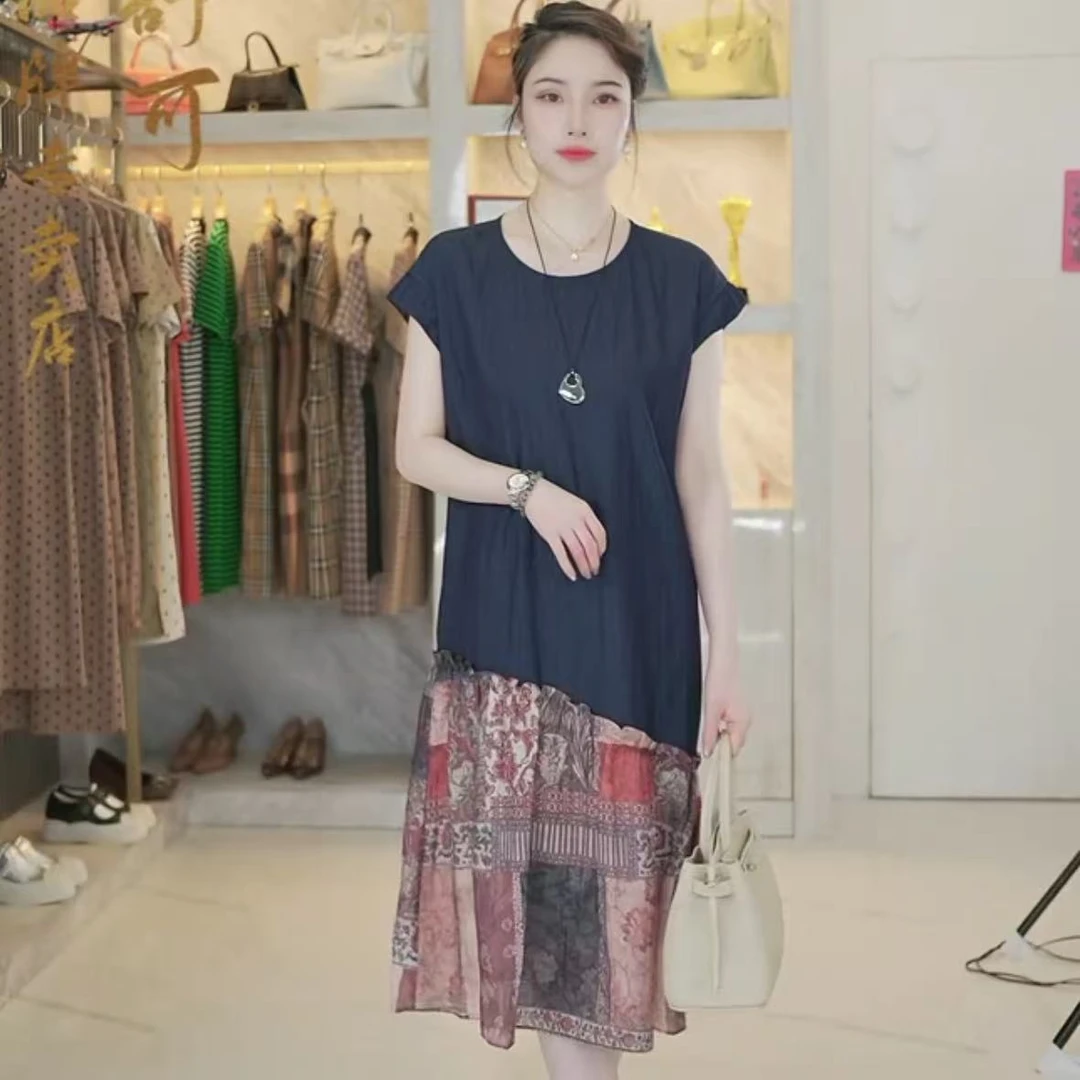 下摆拼接红花连衣裙（赠吊坠）