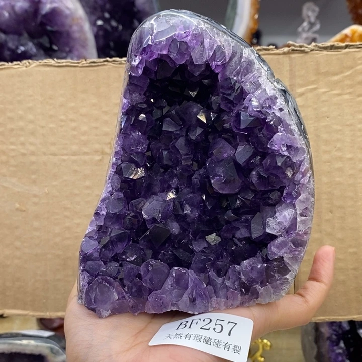 未镶嵌大型摆件（非配饰）水晶