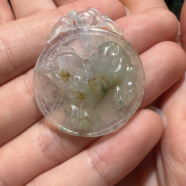 翡翠颈饰未镶嵌吊坠