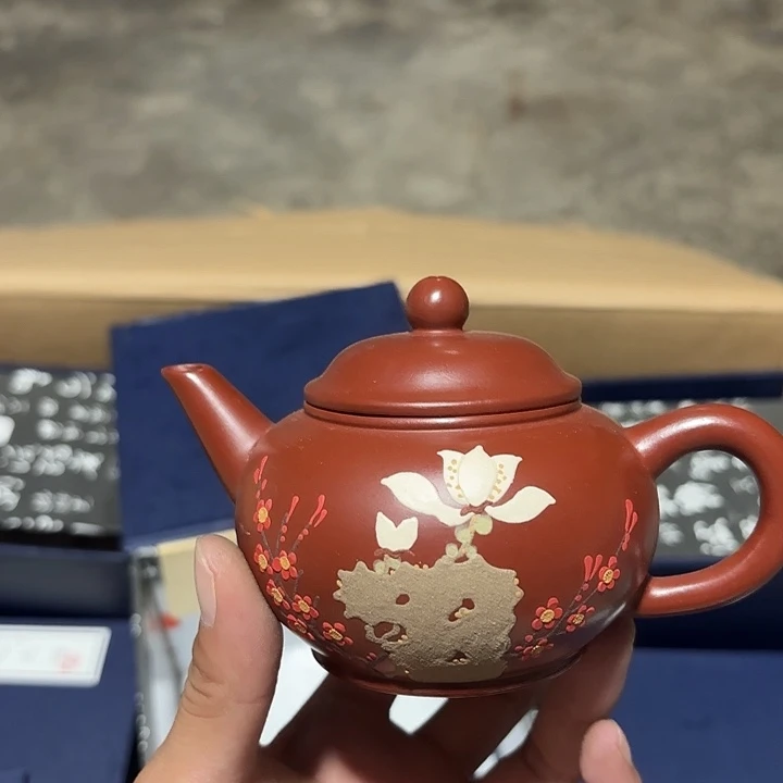 茶壶紫砂老厂紫砂壶一件。