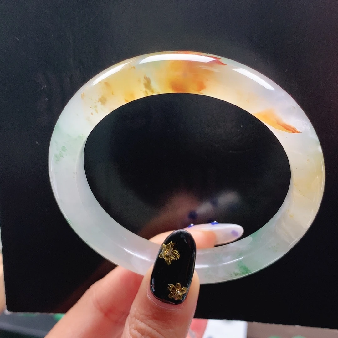 石英质玉未镶嵌手镯55