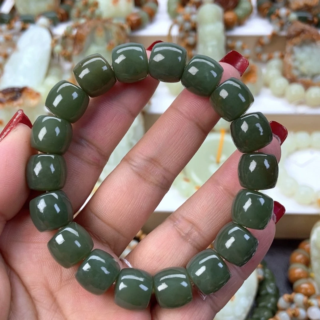 透闪石质玉手串未镶嵌