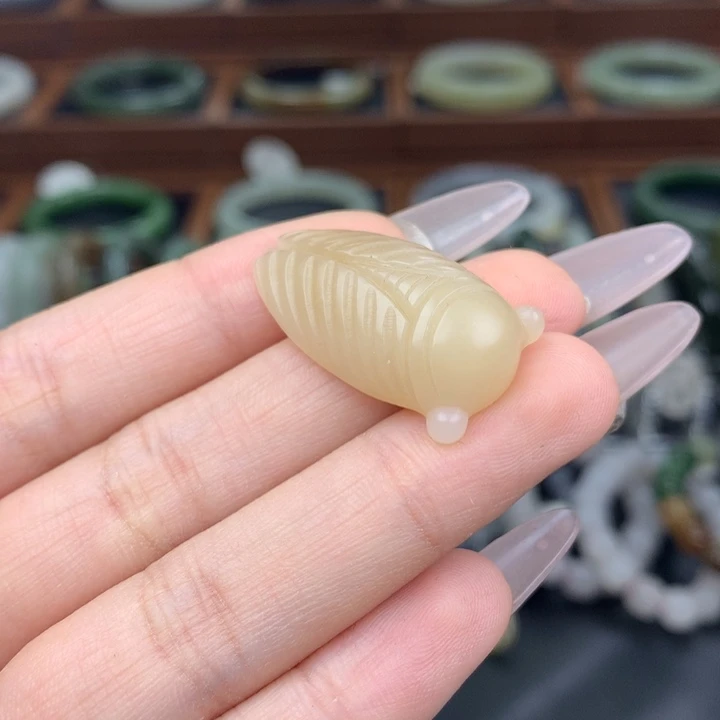 颈饰未镶嵌和田玉82号