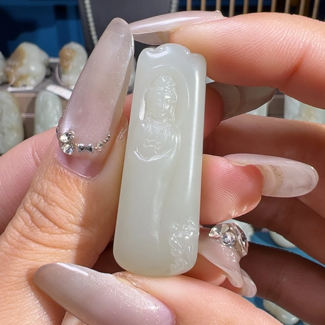 和田玉（糖玉）未镶嵌颈饰