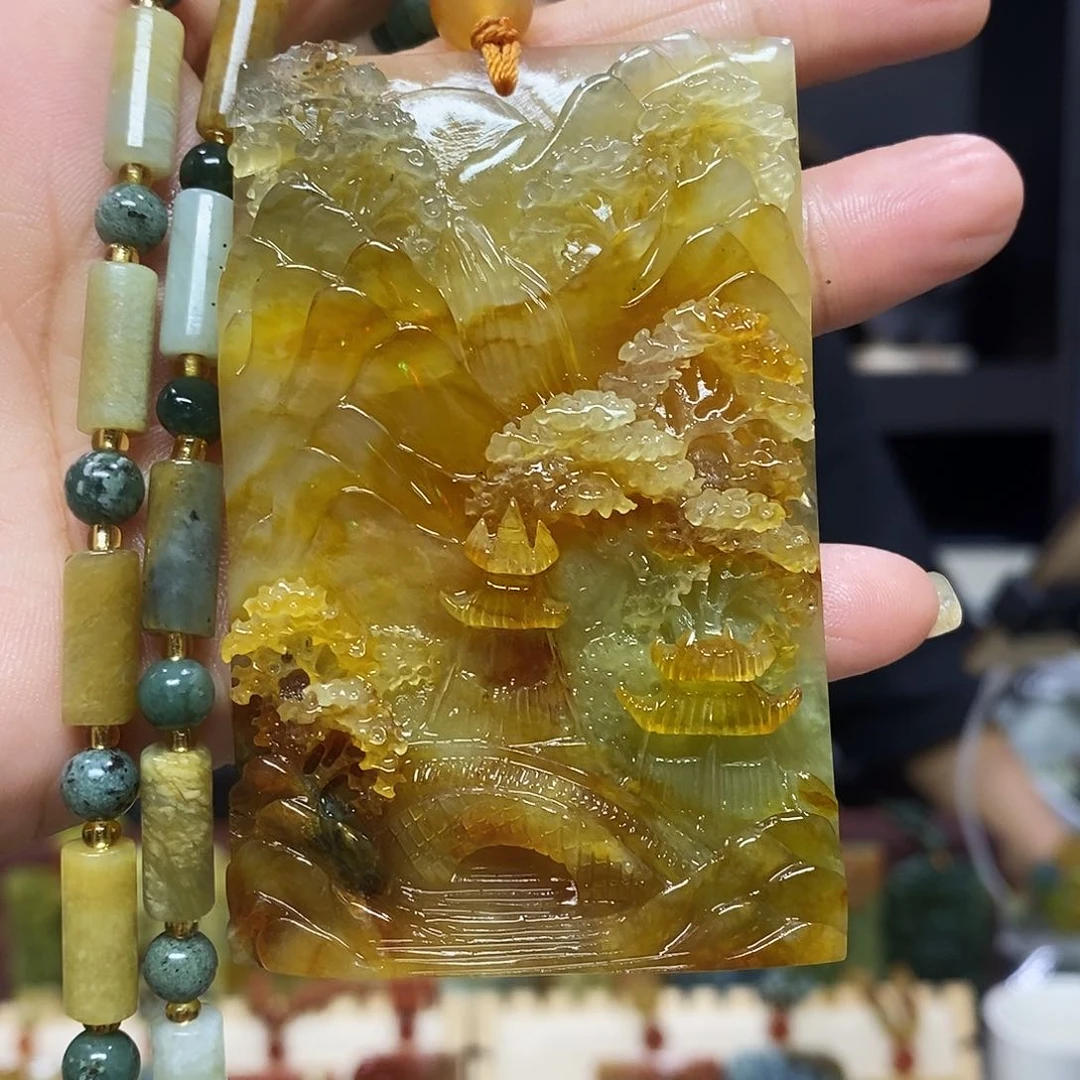 岫玉未镶嵌挂件吊坠