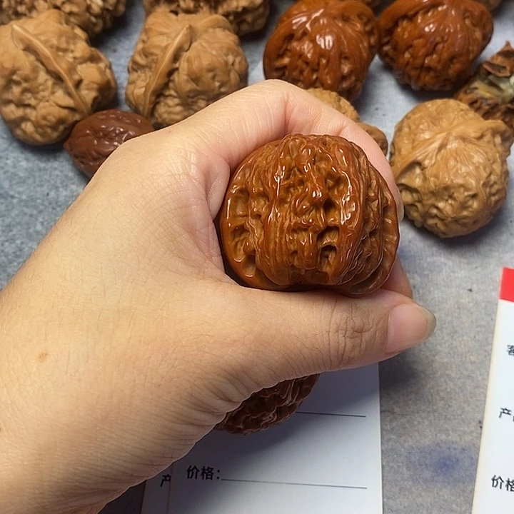 吊坠文玩核桃白狮