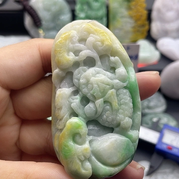 翡翠未镶嵌颈饰天然翡翠