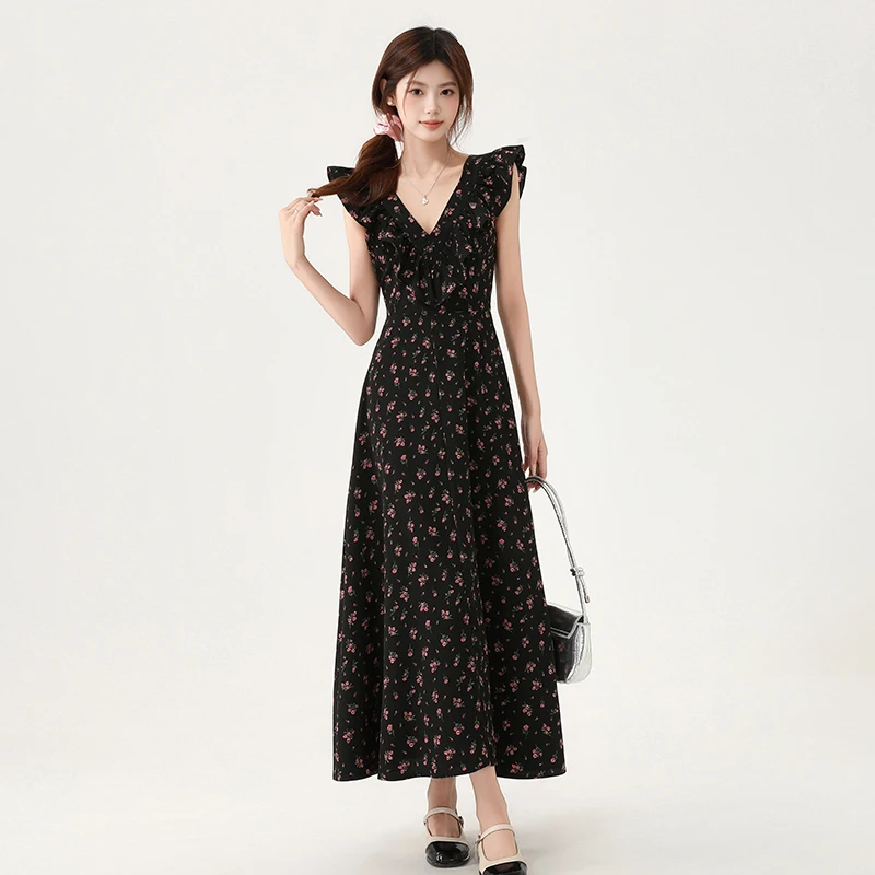 2025年夏季新款方领清新小碎花长裙小飞袖连衣裙气质长裙显瘦时尚