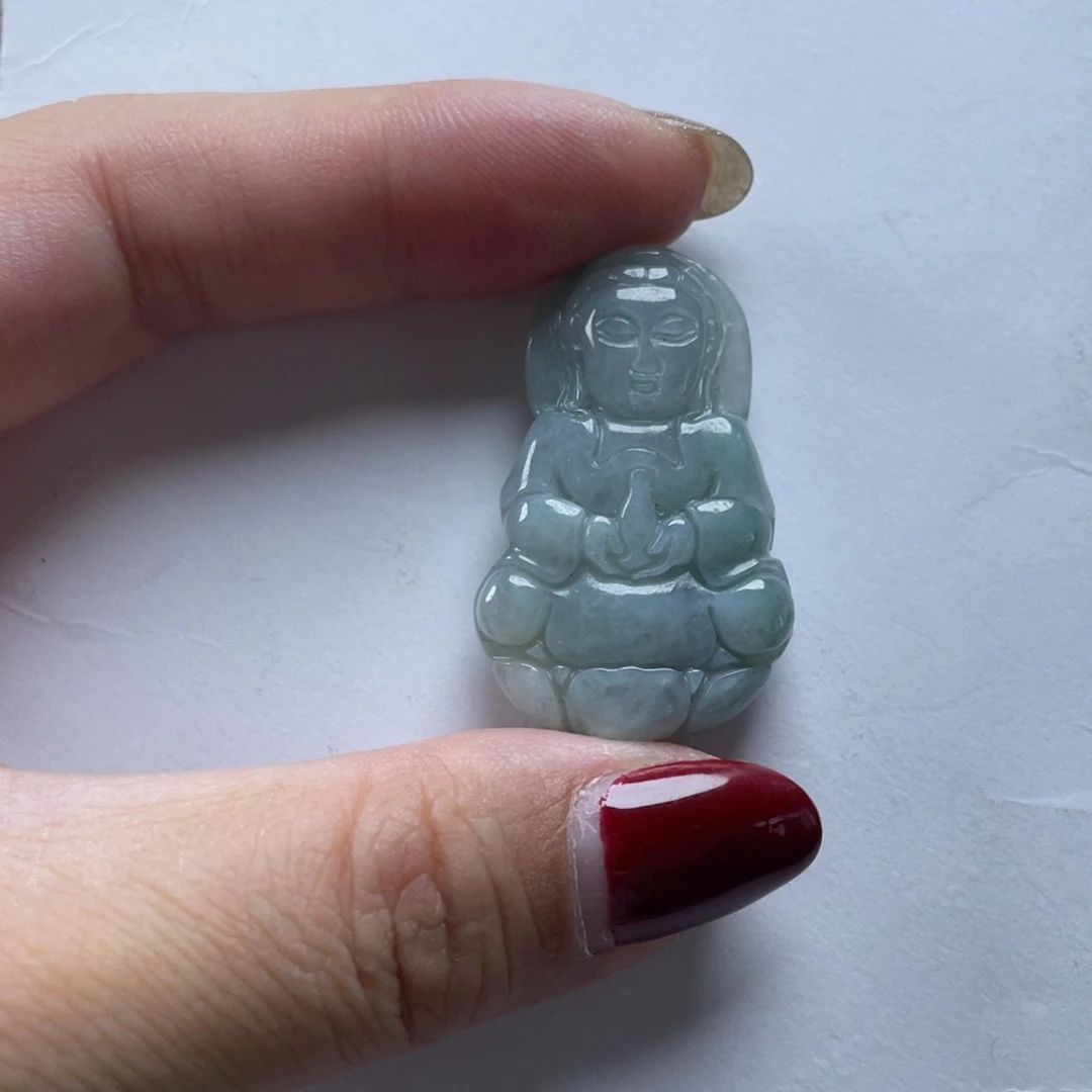 翡翠颈饰未镶嵌观音