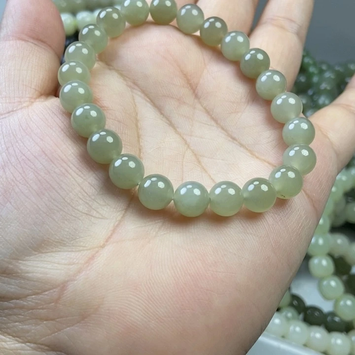 颈饰未镶嵌和田玉卡8