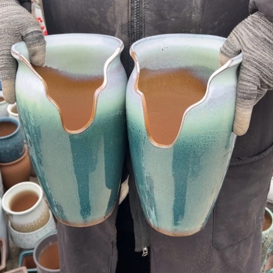 红陶口14高27瑕疵