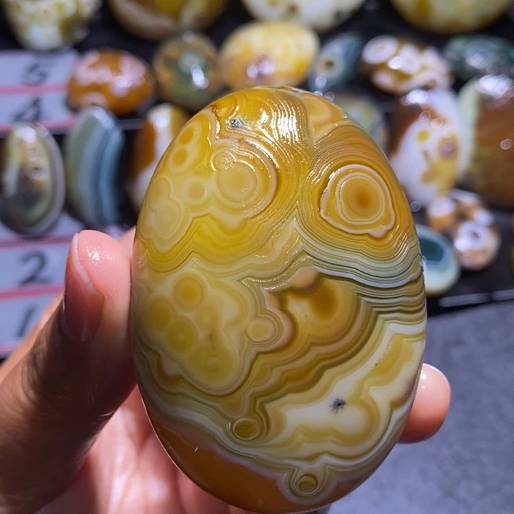 玛瑙/玉髓未镶嵌珠宝半成品166