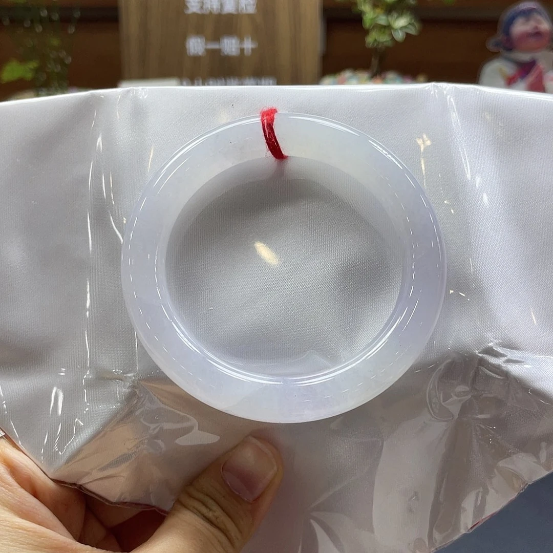 翡翠未镶嵌手镯8 号