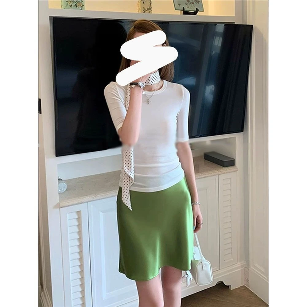 法式复古风缎面感醋酸半身裙女夏季新款设计感修身显瘦包臀短裙子